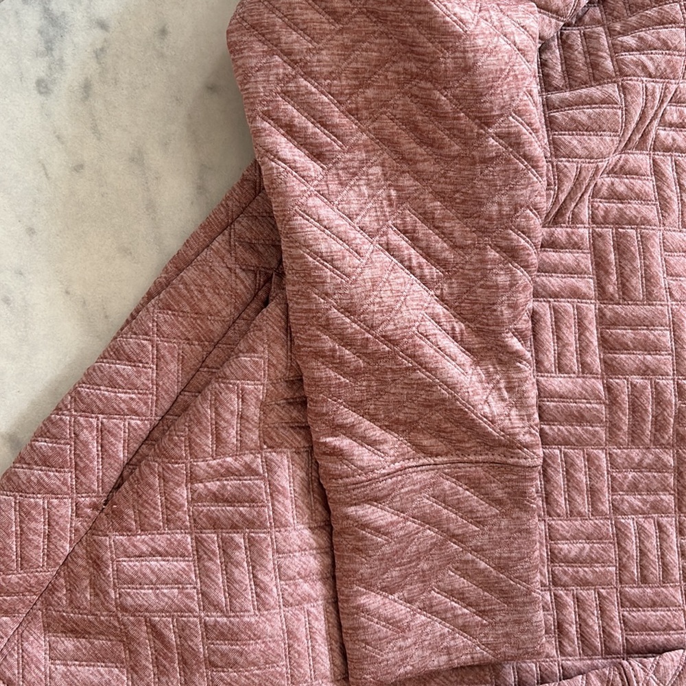 Pink pull over with pockets - Picture 3 of 3